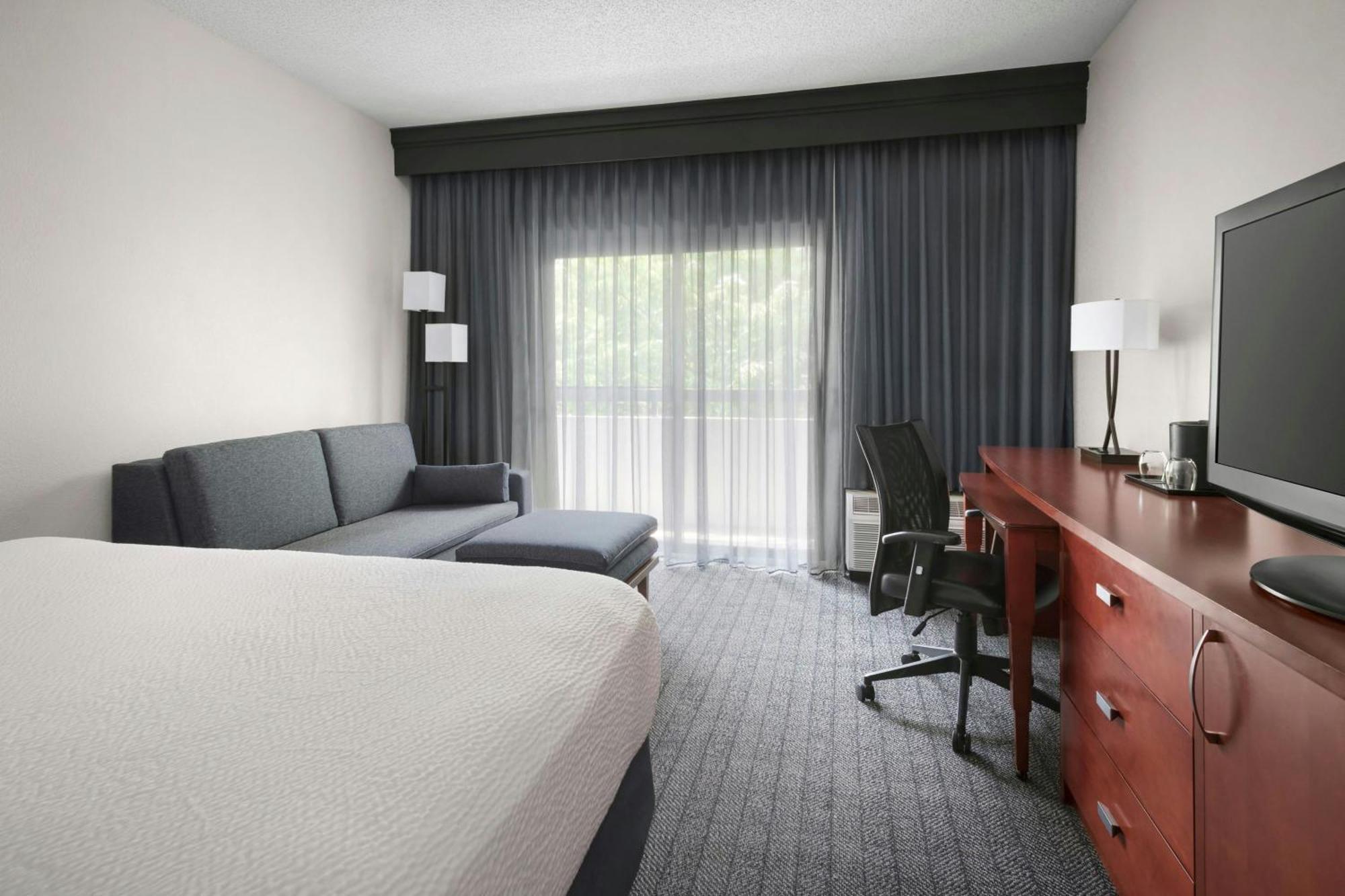 Courtyard Philadelphia Valley Forge / King Of Prussia 3* Wayne