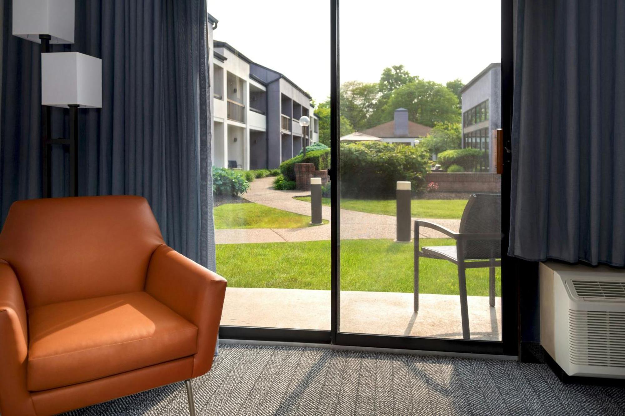 Courtyard Philadelphia Valley Forge / King Of Prussia Hotel 3*